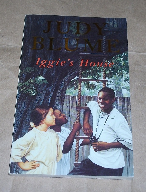 Blume, Iggies ` House.