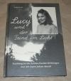 Pöschl, Lucy und der Feind im Licht.
