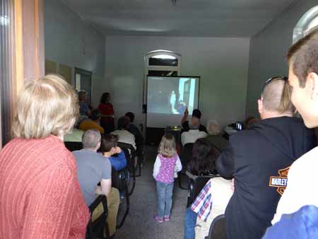 Beim Vortrag �ber den Bahnhof